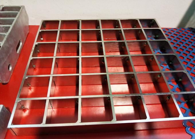 G303/33/80 1000mm Press Lock Steel Grating For Building Platform 0