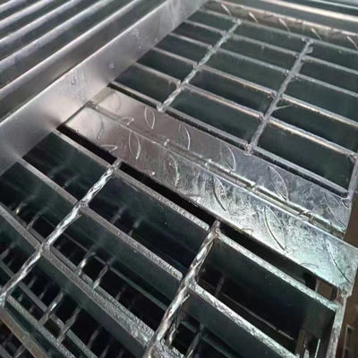 Hot Dip Galvanized Steel Ladder Treads Gratings Metal Step Stair Tread