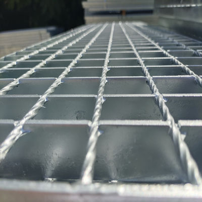 Anti Fatigue Steel Grating Mats Enhanced Worker Comfort And Safety In Industrial Settings