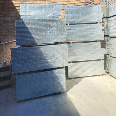 Industrial Overhaul Platform Galvanised Steel Grid Flooring For Staff Passage
