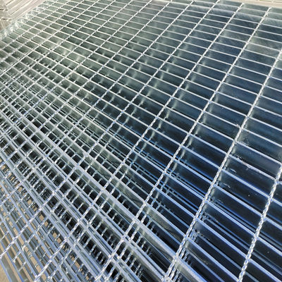 1000x1000mm Serrated Steel Bar Grating Galvanized Sandwich Grating Anti Acid