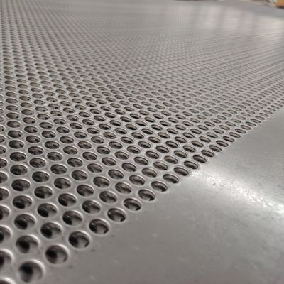 Anti Slip Round Square Metal Perforated Panel Customized Shape Height For Optimal Safety