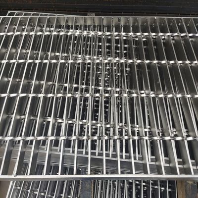 Stainless Steel Grating Twisted Bar YB/T4001-2007 With Anti Slip Feature for Shopping Mall