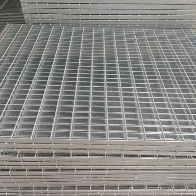 30mm Bearing Bar Spacing Non Slip Steel Grating Stainless Texture For Chemical Plants