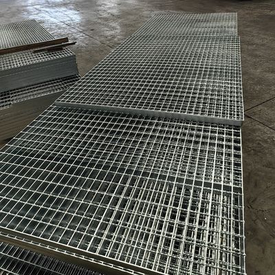 Cheap Convenient Hot Dipped Galvanized Serrated Grating 30 X 5 Mm Galvanized Toothed Steel Grating