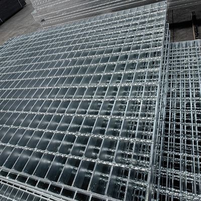 Heavy Duty Machine Pressure Welding Galvanized Steel Bar Grating With 3mm Cross Bar