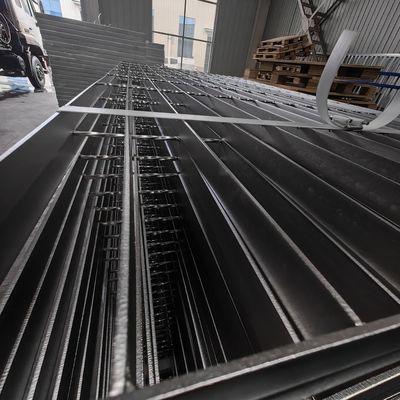 30*30*3mm Steel Floor Decking Metal Grating Machine Pressure Welded