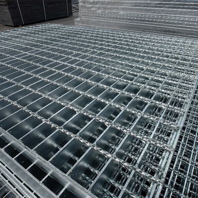 Corrosion Resistant Steel Grating For Outdoor Environments