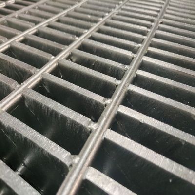 45mm Rectangular Bar Pitch Heavy Duty Steel Grating With Anti Slip