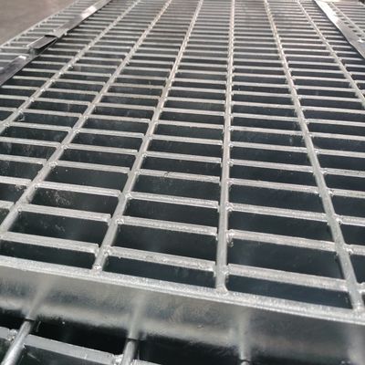 30mm Pitch Steel Grating With Anti Slip Corrosion Resistance And Press Welding