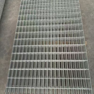 60 X 7 X 4 Bearing Bar Steel Platform Grating For Heavy Duty Applications