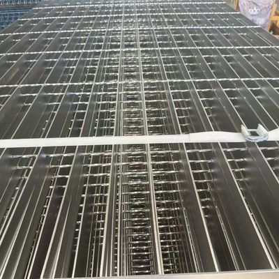 Pressure Welded Serrated Steel Grating Heavy Duty Drainage And Ventilation Solution