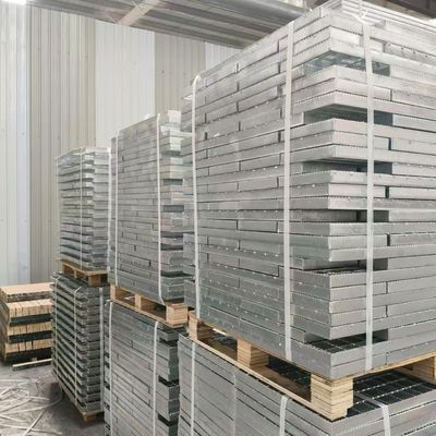 Industrial Steel Grating with Different Spacing for Various Applications