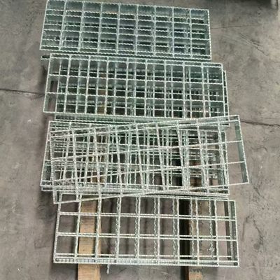 Automatic Equipment Industrial Steel Grating for Precise Production