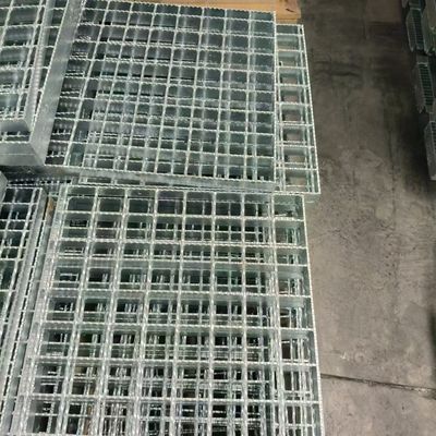 Various sizes of materials can be customized wear-resistant anti-slip steel grsting