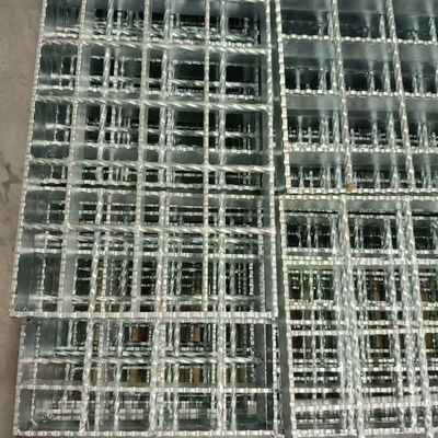 Various sizes of materials can be customized wear-resistant anti-slip steel grsting