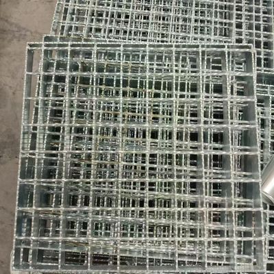 Industrial Steel Grating Manufactured According to YB/T4001-2007 Standard