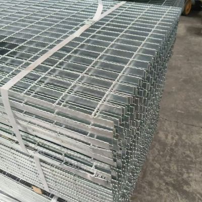 High precision and size control to effectively complete customer custom requirements of steel grid
