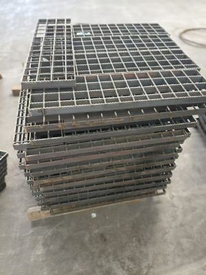 Serrated Bearing Bar Type Mild Steel Grating for Drainage Solutions