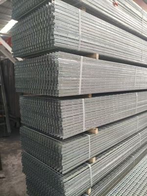 Strong ability to adapt to the environment and beautiful appearance of steel grating