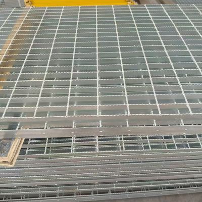 Strong ability to adapt to the environment and beautiful appearance of steel grating