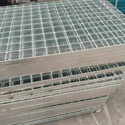 Strong ability to adapt to the environment and beautiful appearance of steel grating