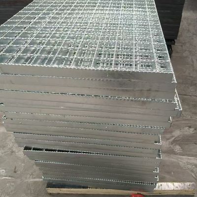 Industrial Steel Grating The Ultimate Flooring Solution for Heavy Traffic Areas