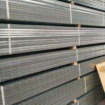 Ventilated explosion-proof steel grating plate with light weight and strong bearing capacity