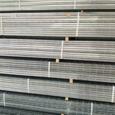 Ventilated explosion-proof steel grating plate with light weight and strong bearing capacity