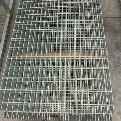 Ventilated explosion-proof steel grating plate with light weight and strong bearing capacity