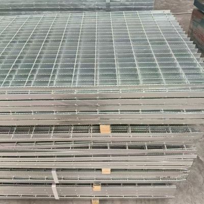 what Industrial Steel Grating Ideal for Drainage Flooring and Platform Applications