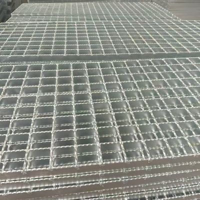 Full Size Custom Strong Non Slip Grid Mesh Welding Process