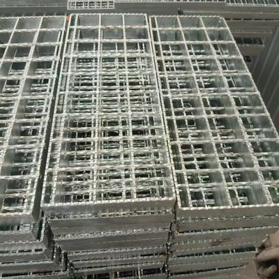 Full Size Custom Strong Non Slip Grid Mesh Welding Process