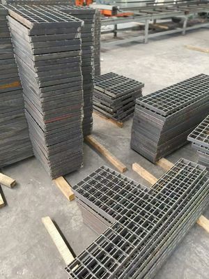 Full Size Custom Strong Non Slip Grid Mesh Welding Process
