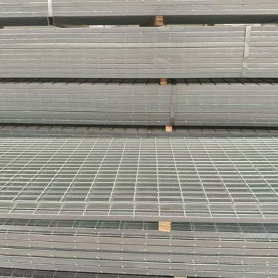 3mm 35mm Reinforced Bearing Bar Steel Grating For Heavy Duty Floor