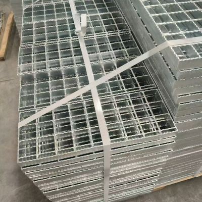 YB/T4001-2007 Heavy Duty Plain Serrated Metal Grating With 40mm Bearing Bar Pitch