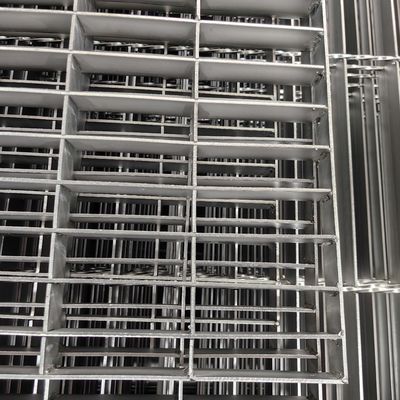 3mm Cross Bar Non Slip Industrial Welded Steel Grating with YB/T4001.1-2007 Standard