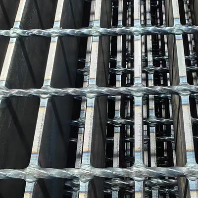 Machine Pressure Welded Industrial Steel Floor Grating With Smooth Bright Surface