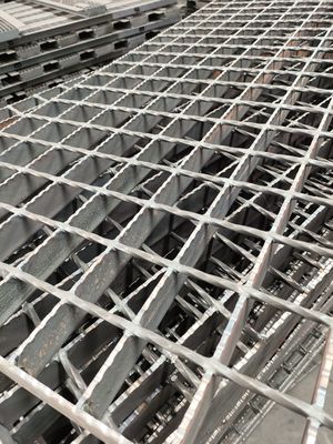 YB/T4001.1-2007 Standard Anti Rust Galvanized Steel Grating with 30mm Bearing Bar