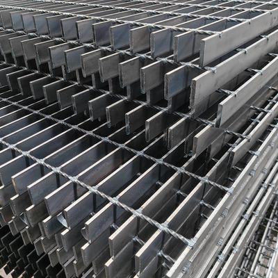 Steel Floor Grating with Machine Pressure Welding Cross Bar Pitch 30mm