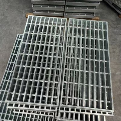 3mm Welded Steel Floor Decking Grating Durable Hot Galvanized Flat Bar