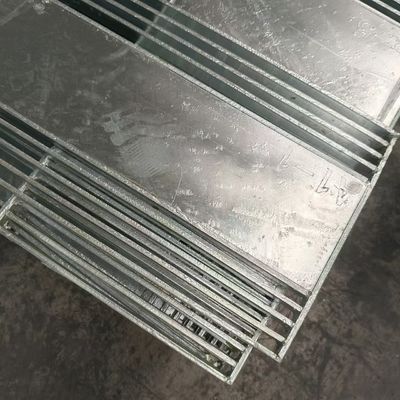 High Strength Anti Slip Grating Steel Grid Plate For Drainage Ventilation