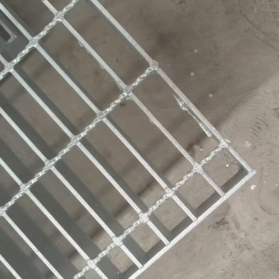 High Strength serrated metal grating Platform Heavy Load in Corrosive Environments