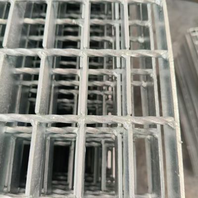 High Strength serrated metal grating Platform Heavy Load in Corrosive Environments