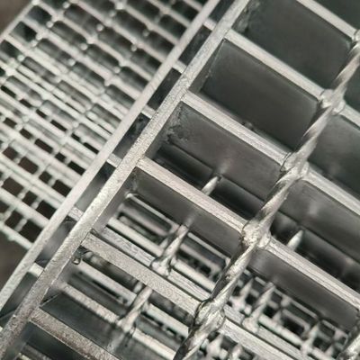 High Strength serrated metal grating Platform Heavy Load in Corrosive Environments
