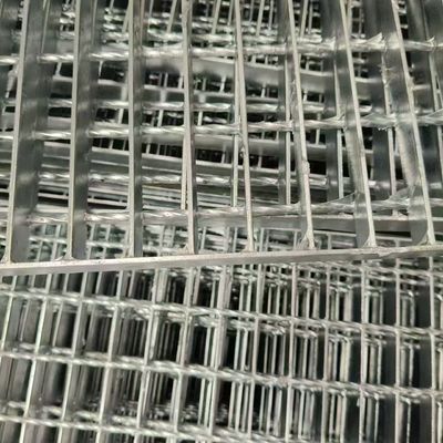 Heavy Duty Stainless industrial steel grating Compliant With Galvanizing Standards