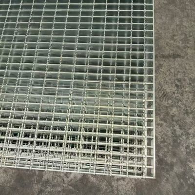Versatile Serrated Steel Grating Reliable Durable Choice
