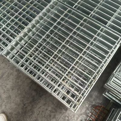 19 w 2 Slip Resistant Stairs Heavy Duty Steel Grating Ensuring Safe Ascent And Descent