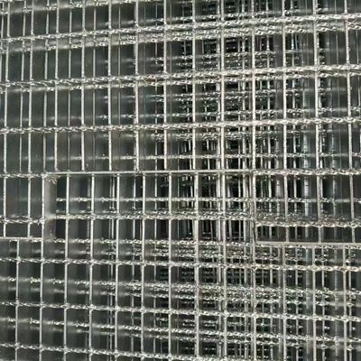 Versatile Lightweight Industrial Steel Grating Robust Indoor Outdoor