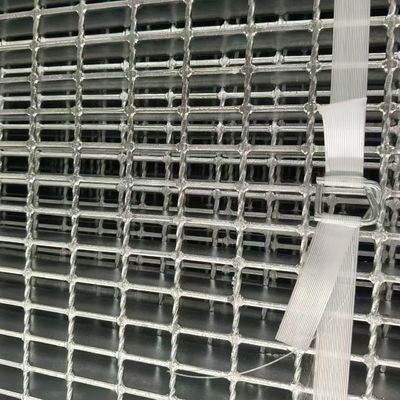 Lightweight Strong Industrial Walkway Grating 30mm Bearing Bar Pitch